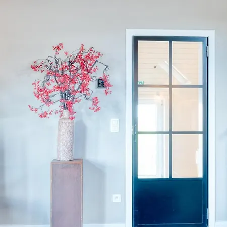 Cozy With Stunning View Over The Fields De Haan