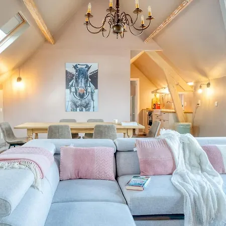 Apartment Cozy With Stunning View Over The Fields *